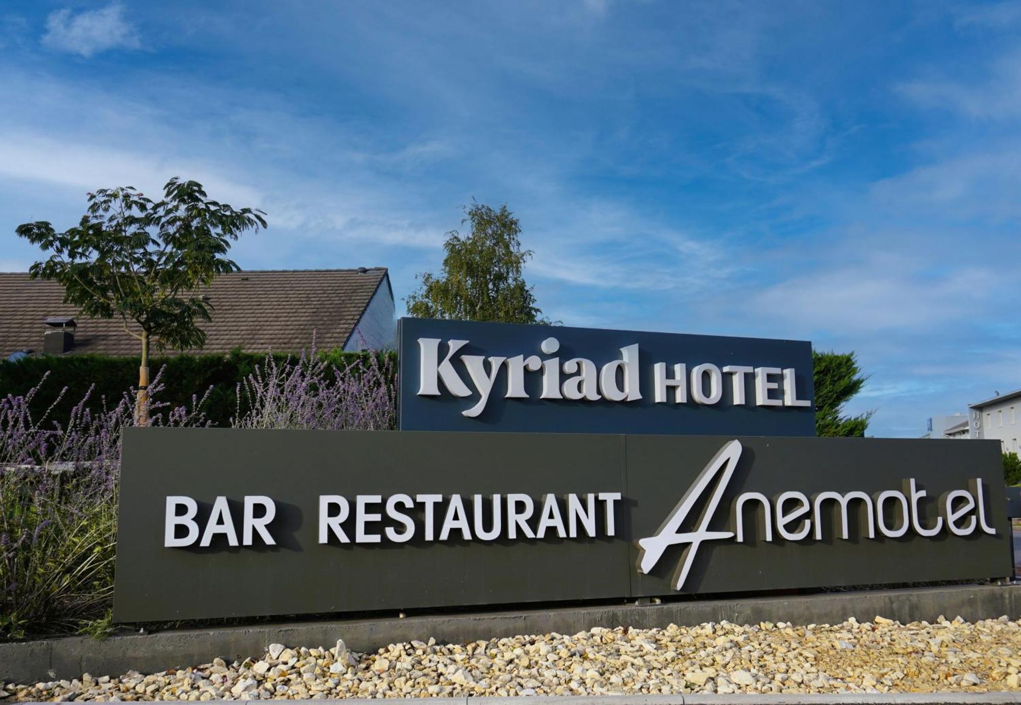 Kyriad Clermont Ferrand Nord - Riom Eksteriør billede