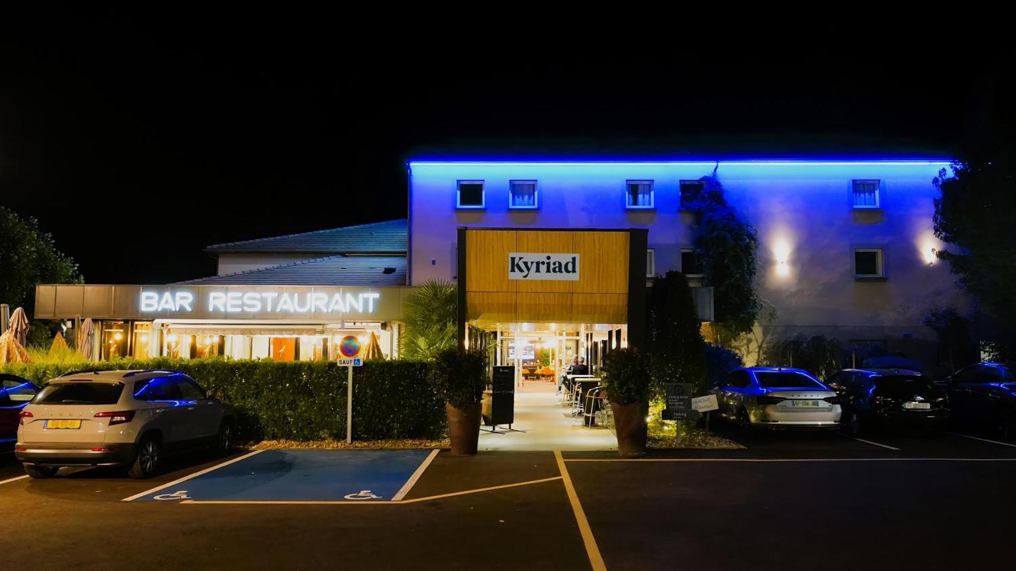 Kyriad Clermont Ferrand Nord - Riom Eksteriør billede